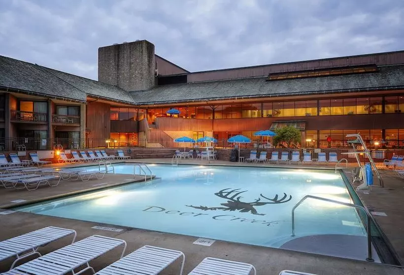 منتجع Deer Creek Lodge & Conference Center