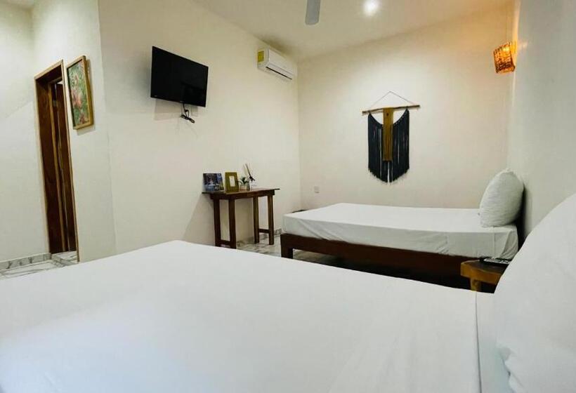 Los Arcos Hotel   Tulum