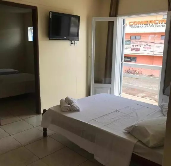 ペンション Tres Torres Pousada