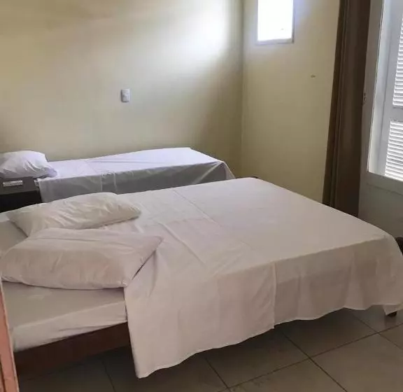 ペンション Tres Torres Pousada