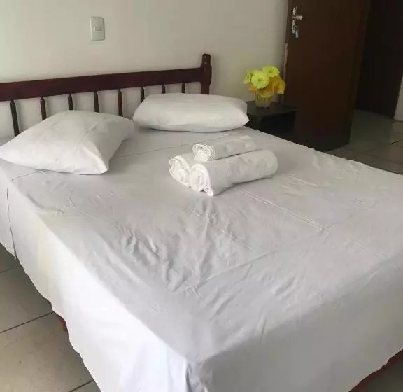 ペンション Tres Torres Pousada