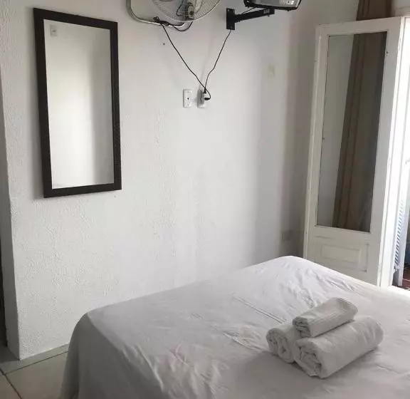 ペンション Tres Torres Pousada