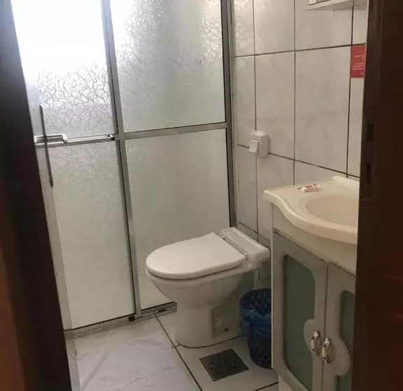 ペンション Tres Torres Pousada