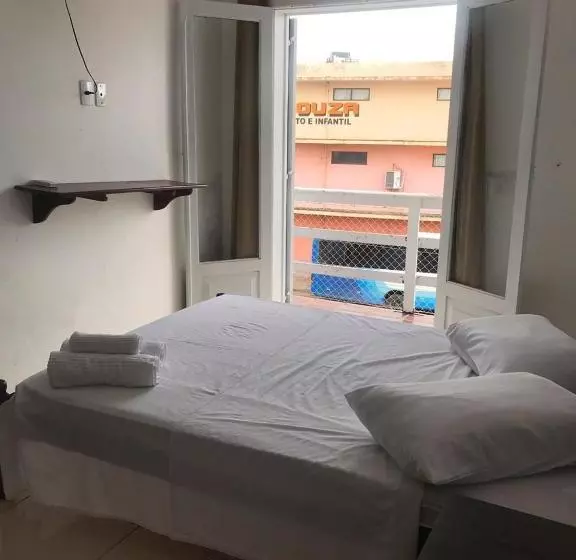 ペンション Tres Torres Pousada