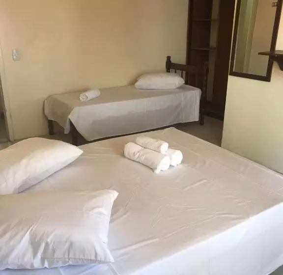 ペンション Tres Torres Pousada