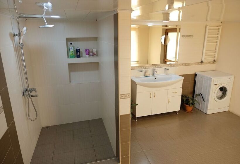 تختخواب و صبحانه Seva Guesthouse Byurakan