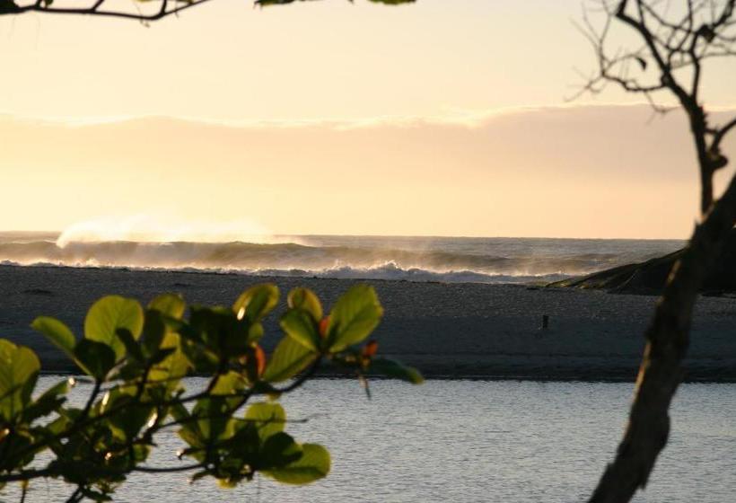 مسافرخانه Pousada Da Villa Itamambuca