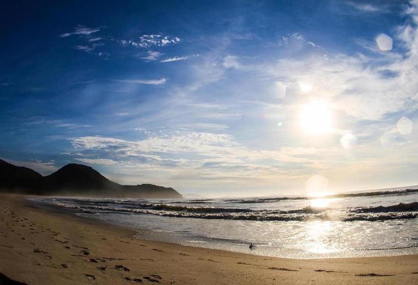 مسافرخانه Pousada Da Villa Itamambuca