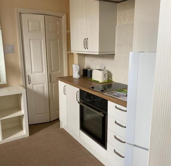 پانسیون Milton Lodge