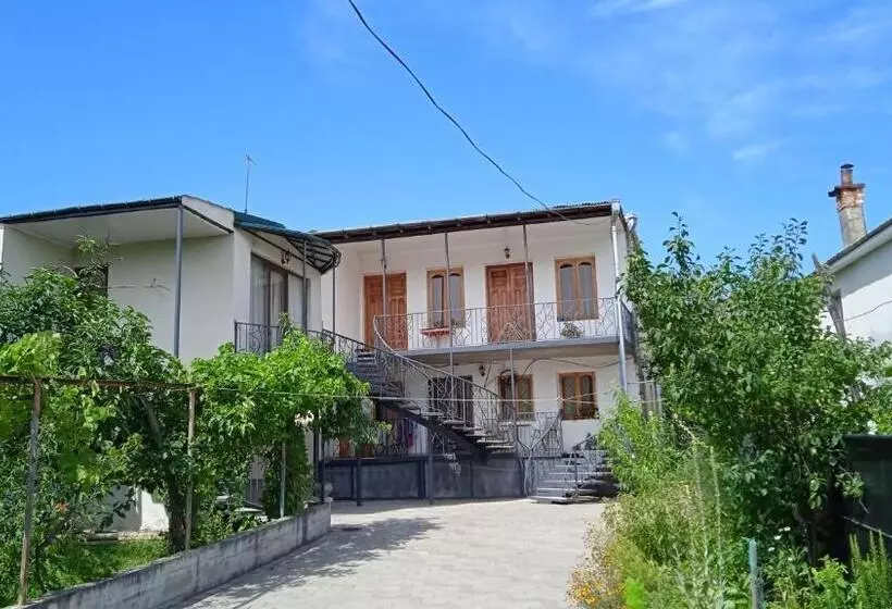 پانسیون Sataplia District