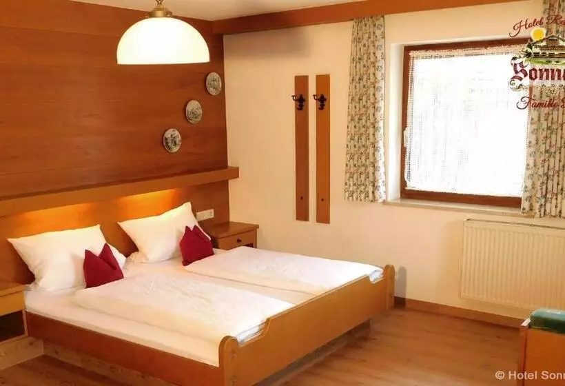Hotelli Gasthof Sonneck