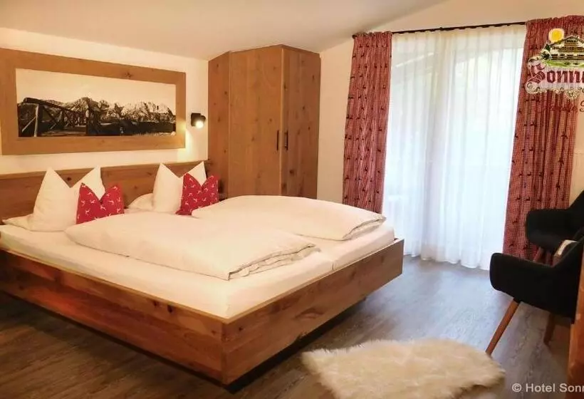 Hotelli Gasthof Sonneck