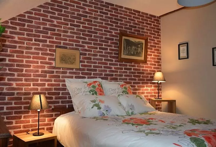 Aamiaismajoitus (B&B) La Coterie De Troo