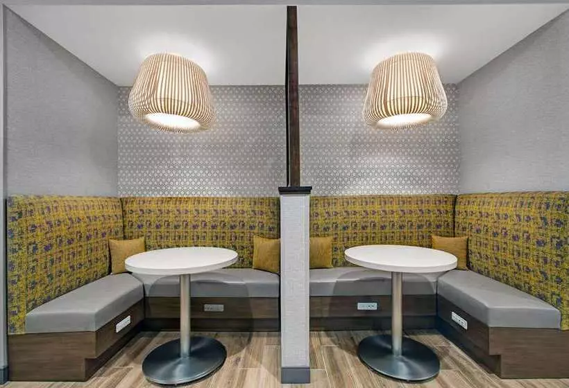 Hotelli Hampton Inn & Suites Farmers Branch Dallas