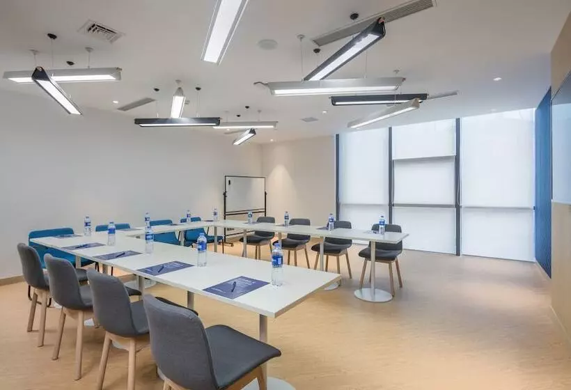 ホテル Holiday Inn Express Hangzhou Jiuzhou, An Ihg