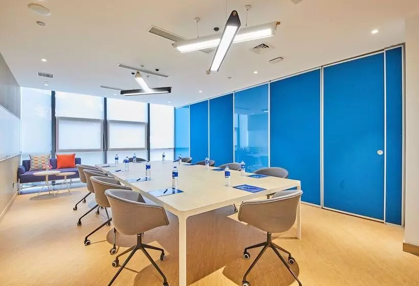 ホテル Holiday Inn Express Hangzhou Jiuzhou, An Ihg