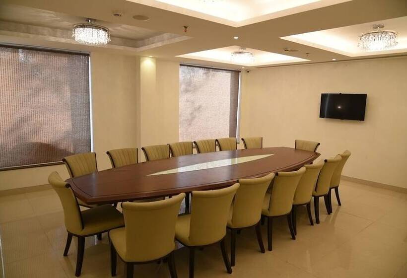 酒店 Mandarin Square