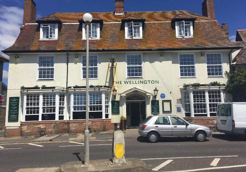 בית מלון כפרי Wellington