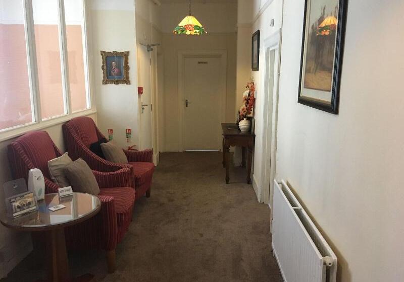 בית מלון כפרי Wellington