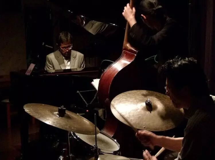 Majatalo Cafe & Inn That Sounds Good