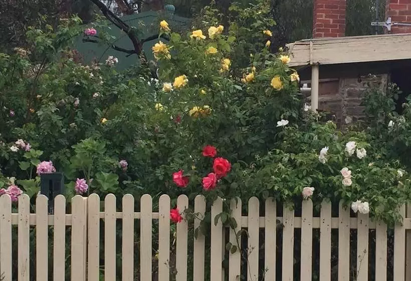 Blyth Cottage Burra