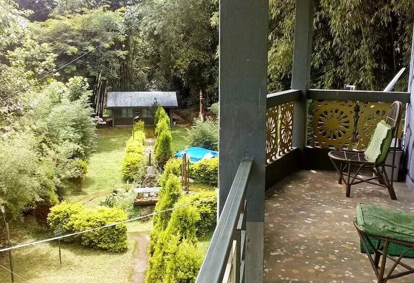 Hotelli Dhardo Retreat & Resort