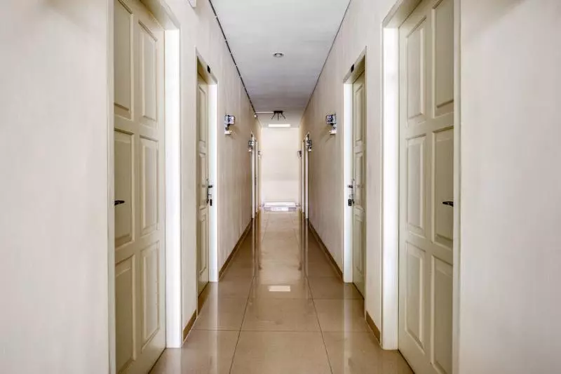 Majatalo Reddoorz Near Ciputra World 3