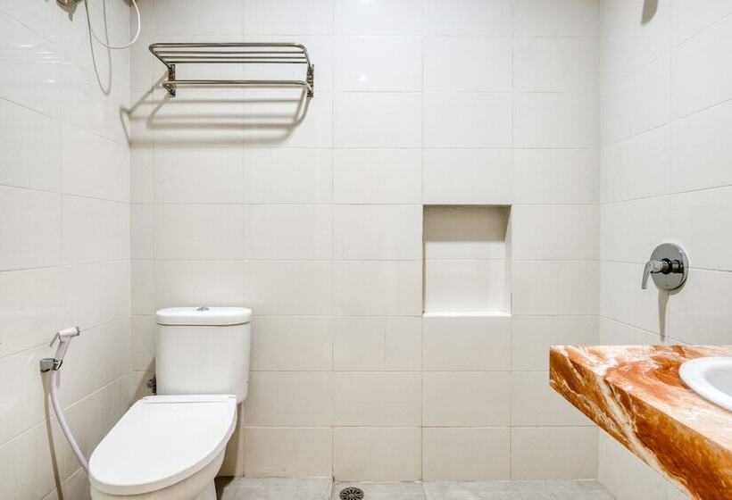 פנסיון Reddoorz Near Ciputra World 3