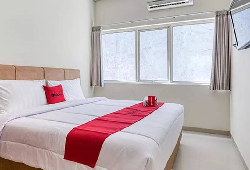 Majatalo Reddoorz Near Ciputra World 3