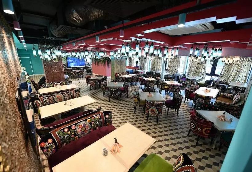 Hotelli At The Rhythmic Gymnastics Center Irina Viner  Usmanova