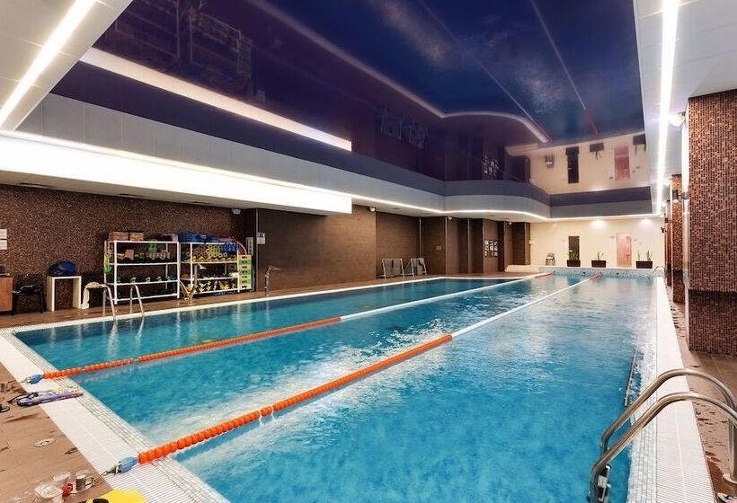 酒店 At The Rhythmic Gymnastics Center Irina Viner Usmanova