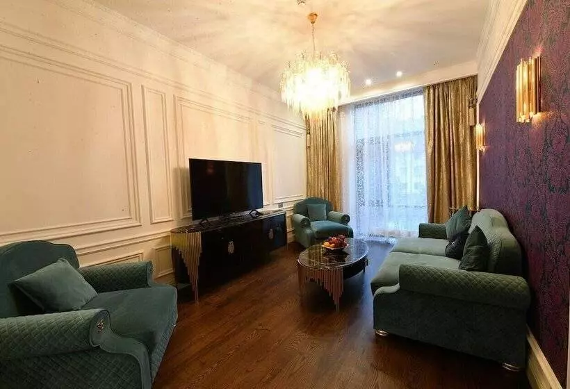 Hotelli At The Rhythmic Gymnastics Center Irina Viner  Usmanova