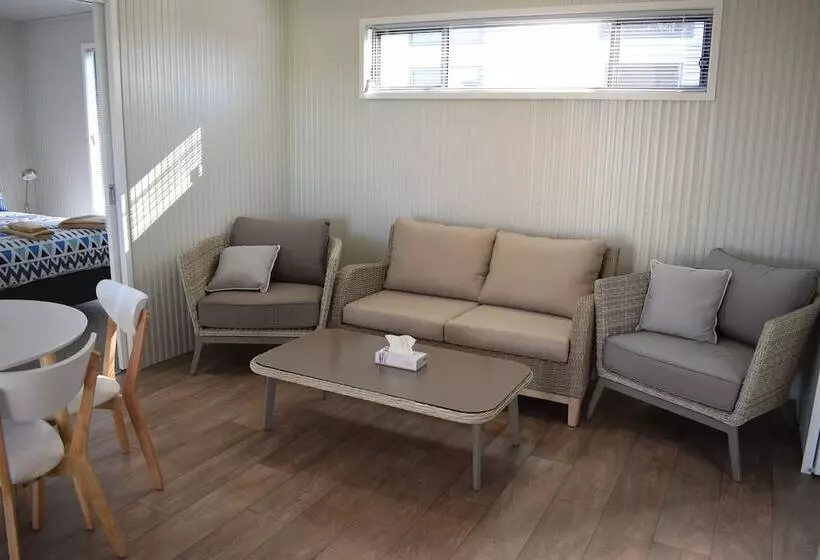 ホテル Bega Caravan Park