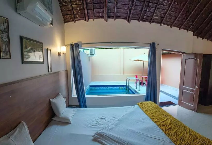 Hotelli Corbett Fun Resort