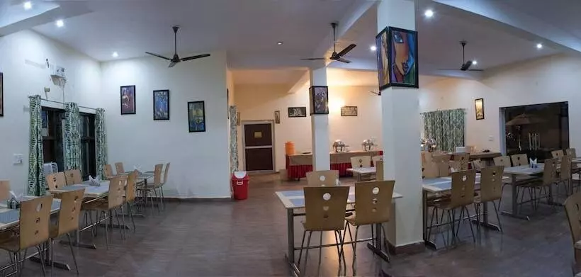 Hotelli Corbett Fun Resort