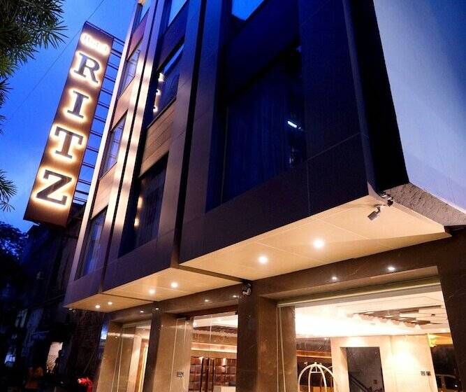 בית מלון כפרי Ritz With Free Airport Pickup