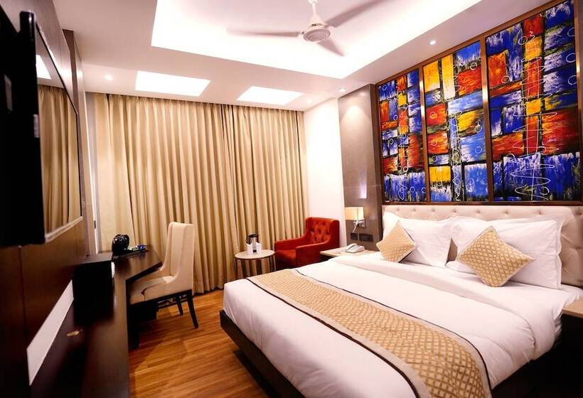 בית מלון כפרי Ritz With Free Airport Pickup