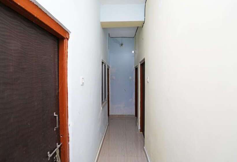 ホテル Sonama Residency