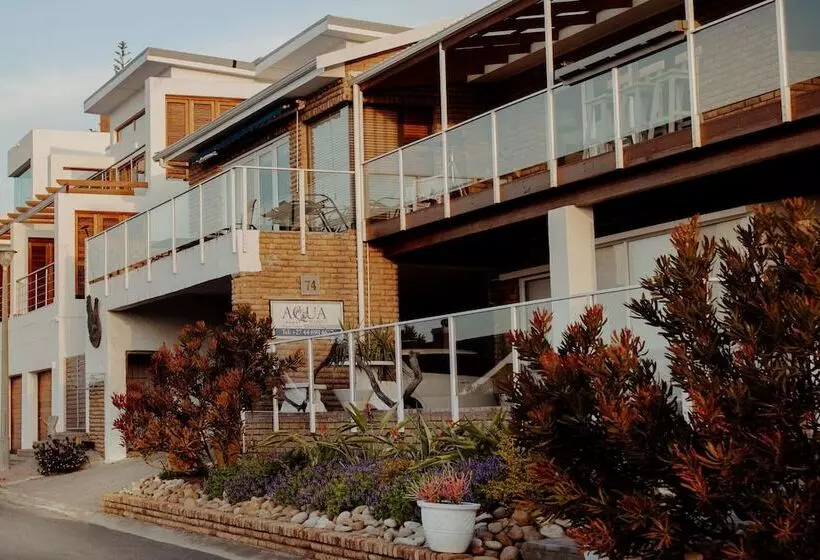 ペンション Aqua Marina Guest House