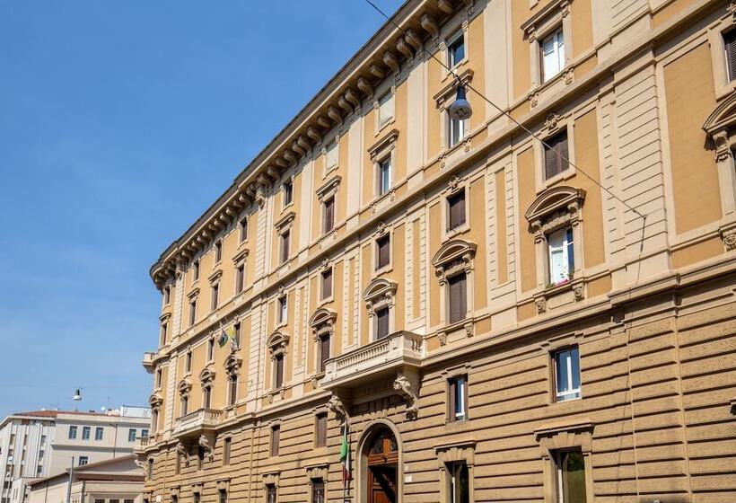 פנסיון Courtyard Rome Suite