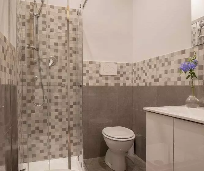 پانسیون Courtyard Rome Suite