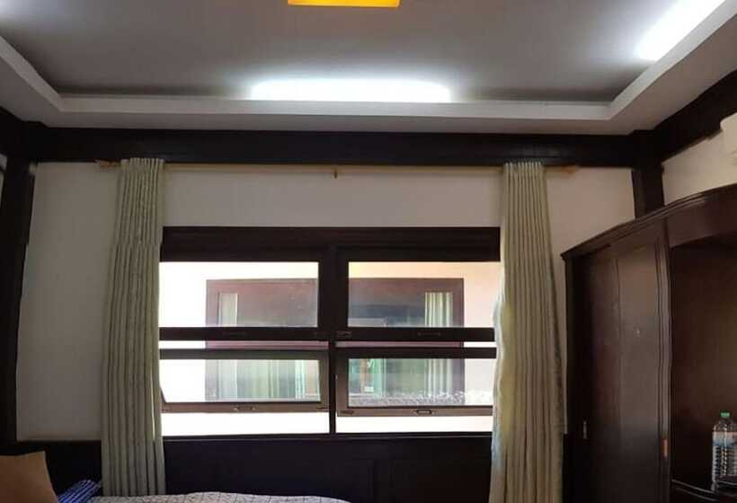 Pensió The Rest Maesai