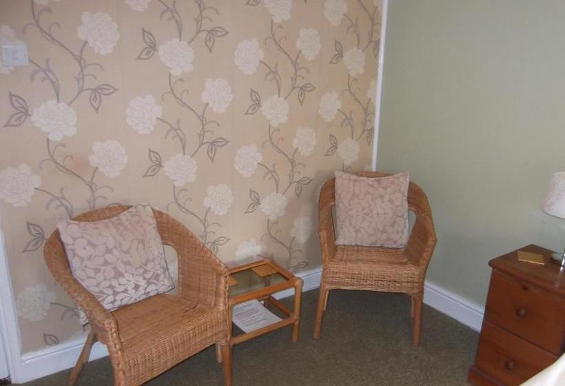 بنسيون Warrington Guest House