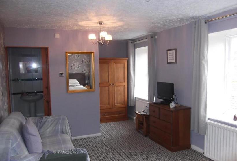 بنسيون Warrington Guest House