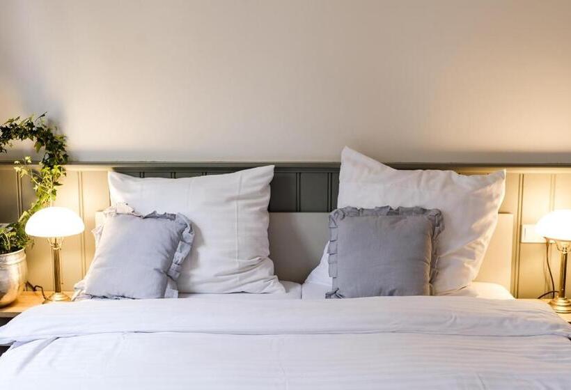 Пансион Weinhaus Schultes