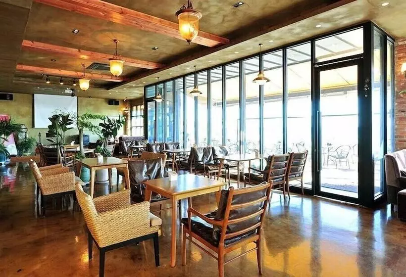 Sea Road Pension