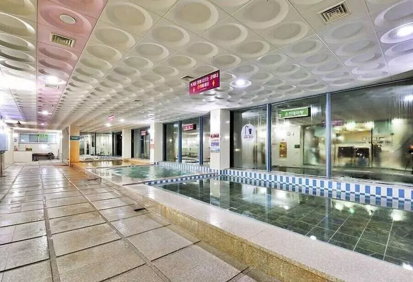 Sea Road Pension