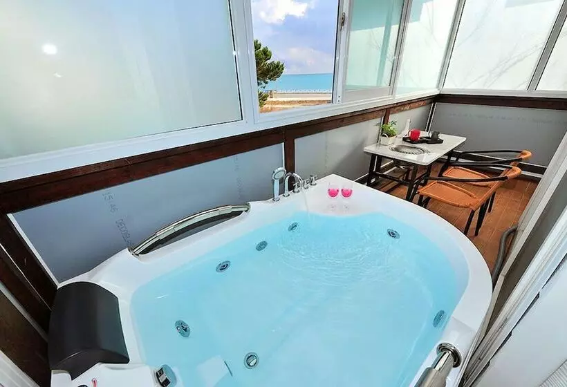 Sea Road Pension