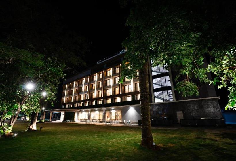 Regenta Sgs Greenotel  Lonavala