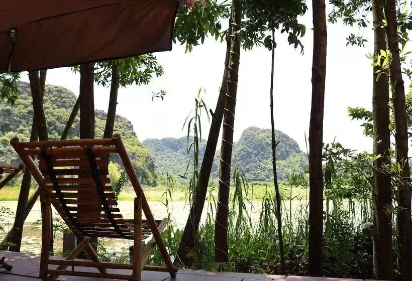تختخواب و صبحانه Hang Mua Homestay